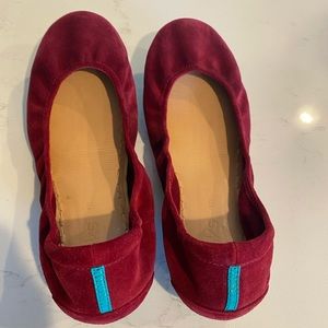 Rouge Tieks Size 10